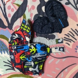 Patagonia hat and gloves